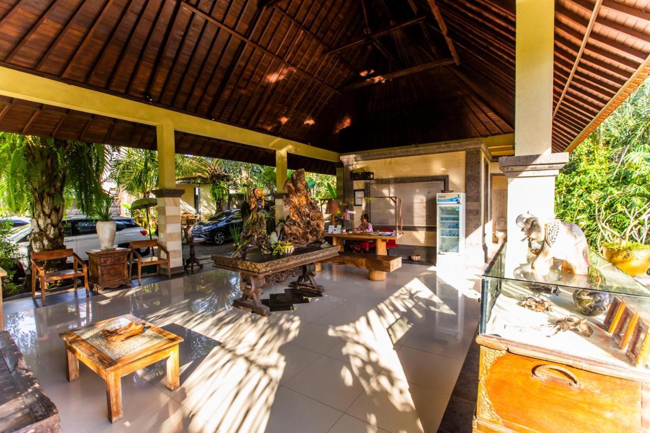 Asri Sari Villa Ubud Exterior foto