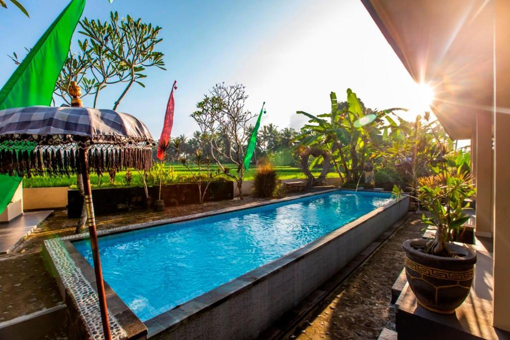 Asri Sari Villa Ubud Exterior foto